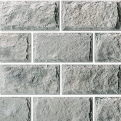 562